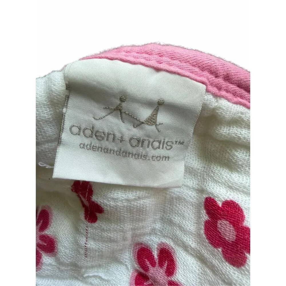 Aden & Anais Small Pink White Swaddle